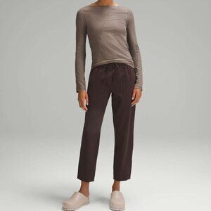 Lululemon Tapered-Leg Mid-Rise Pant 7/8 Length *Luxtreme